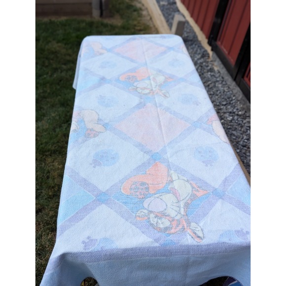 VTG Winnie The Pooh Tigger Twin Size Polyester Bedspread Nursery Throw USA - Picture 13 of 16